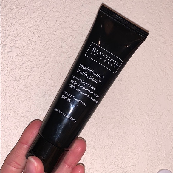 revision skincare intellishade truphysical